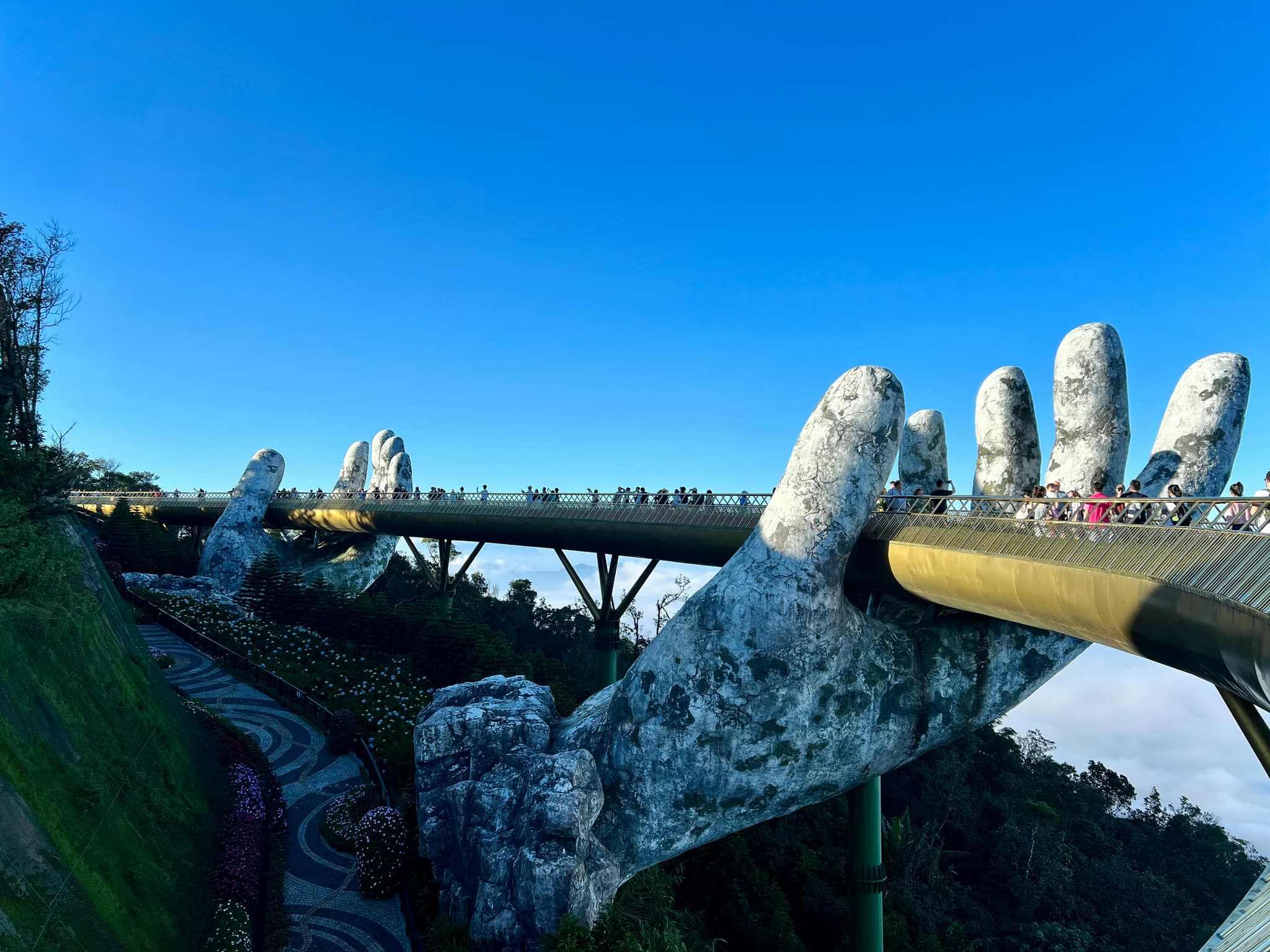 Love in Vietnam - Image 4